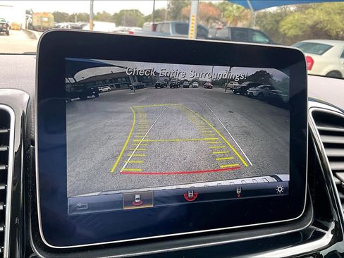 Used 2018 Mercedes-Benz GLE 350 image 25