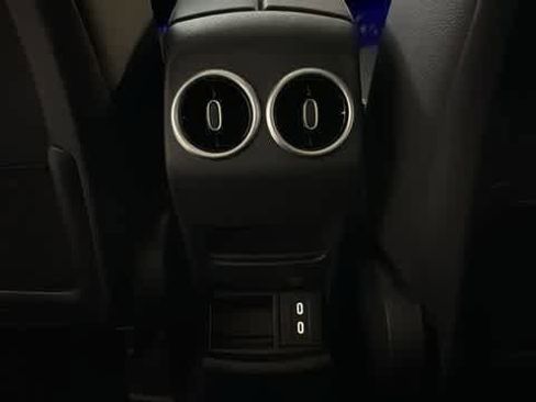 Used 2026 Mercedes-Benz GLB 35 AMG 4MATIC image 29