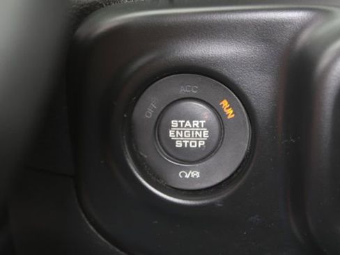 Used 2022 Jeep Wrangler Unlimited Sport AWD/4WD image 21