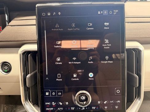 Used 2025 GMC Acadia Denali w/ Super Cruise Package image 35