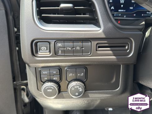 Used 2024 Chevrolet Tahoe LT AWD/4WD image 15