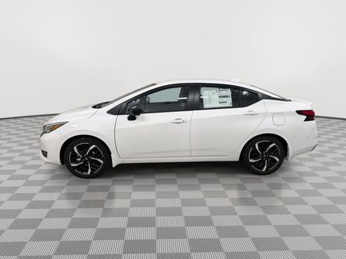 New 2025 Nissan Versa SR w/ Trunk Package image 6