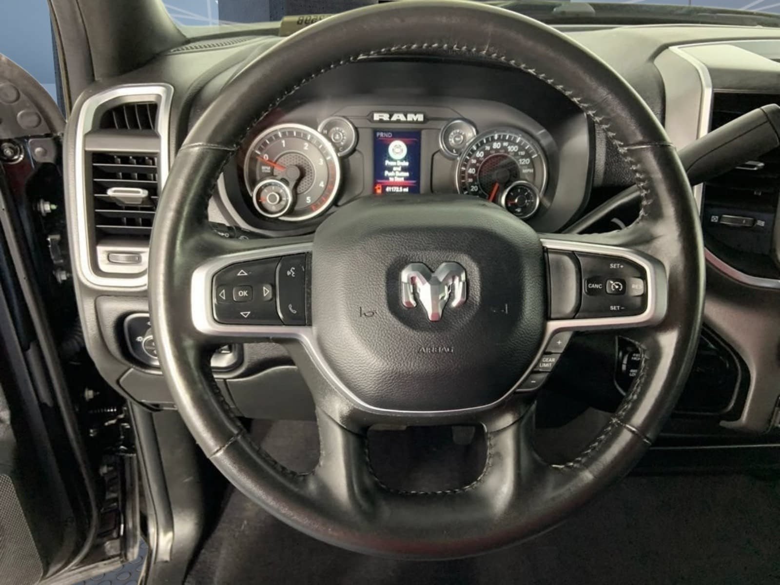 Used 2024 RAM 3500 Big Horn AWD/4WD image 25