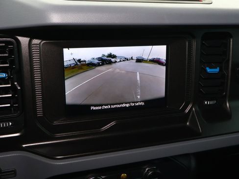 Used 2021 Ford Bronco Black Diamond image 29