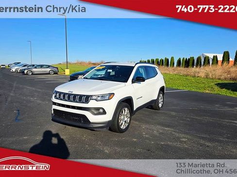 Used 2022 Jeep Compass Latitude AWD/4WD image 3