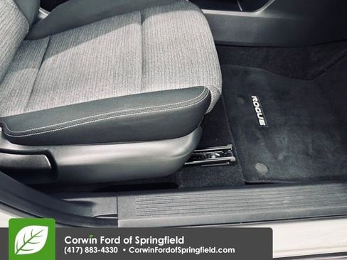 Used 2021 Nissan Rogue S image 10