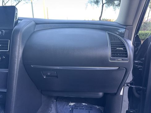 Used 2021 Nissan Armada SV w/ SV Appearance Package image 19