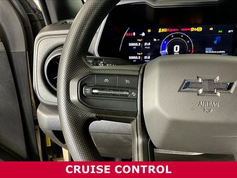 Used 2024 Chevrolet Colorado Trail Boss w/ Advanced Trailering Package AWD/4WD image 11