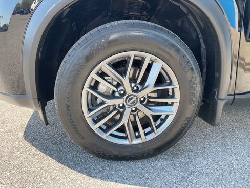 Used 2023 Nissan Rogue S image 52