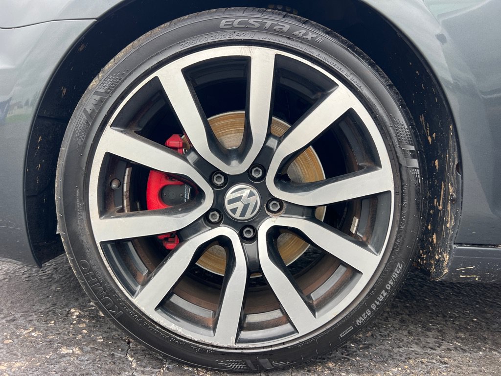 Used 2014 Volkswagen GTI Driver's Edition FWD image 36