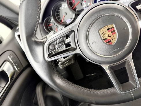 Used 2017 Porsche Cayenne Platinum Edition AWD/4WD image 59