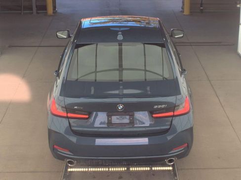 Used 2025 BMW 330i xDrive Sedan image 4