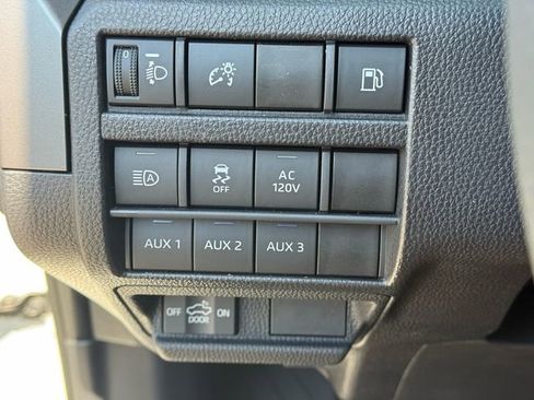 New 2025 Toyota Tacoma TRD Off-Road image 20