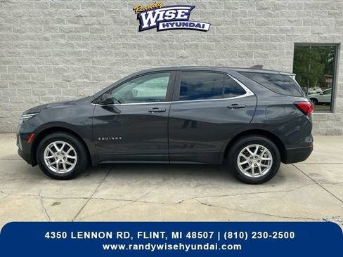 Used 2022 Chevrolet Equinox LT AWD/4WD image 10