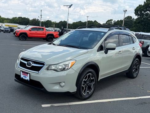 Used 2014 Subaru Crosstrek 2.0i Limited AWD/4WD image 8