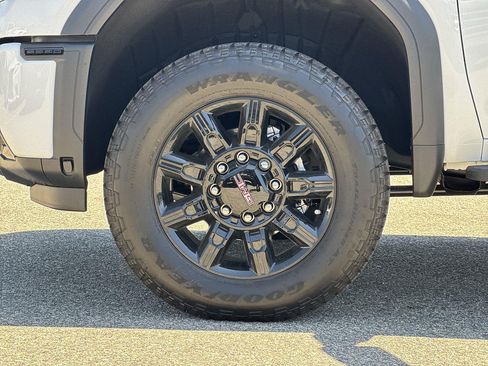 New 2026 GMC Sierra 2500 AT4 w/ AT4 Premium Plus Package AWD/4WD image 30