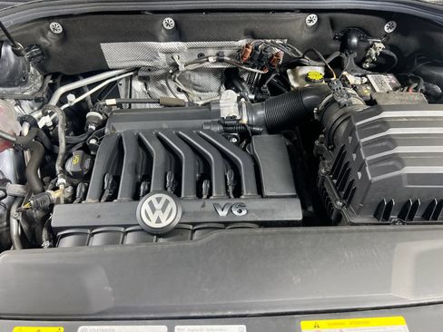 Used 2023 Volkswagen Atlas Cross Sport SEL image 30