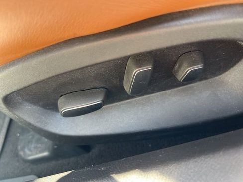 Used 2014 Chevrolet Corvette Z51 w/ 3LT Preferred Equipment Group image 31