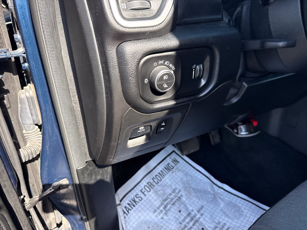 Used 2020 RAM 1500 Big Horn AWD/4WD image 26