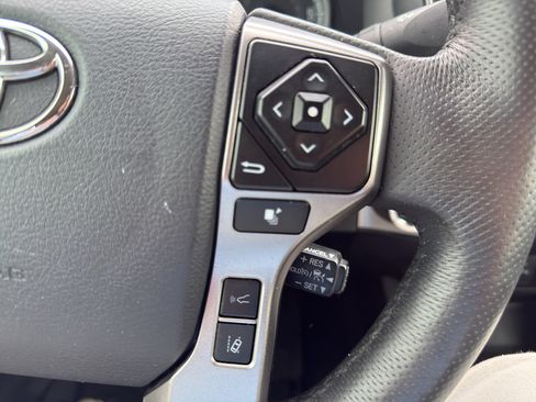 Used 2023 Toyota Tacoma SR5 AWD/4WD image 16