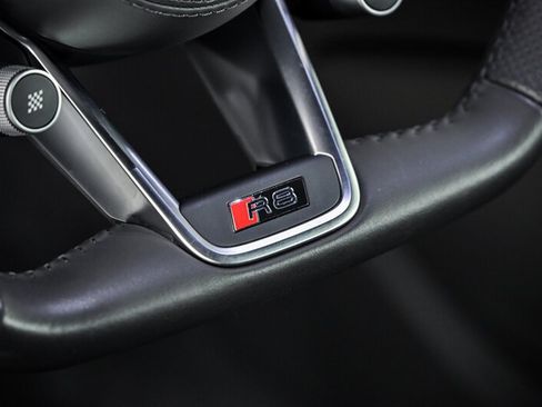 Used 2017 Audi R8 V10 plus AWD/4WD image 40
