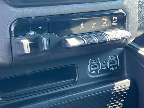 Used 2021 RAM 1500 Big Horn AWD/4WD image 29