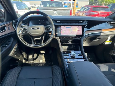 New 2026 Jeep Grand Cherokee Summit w/ Obsidian Package AWD/4WD image 22