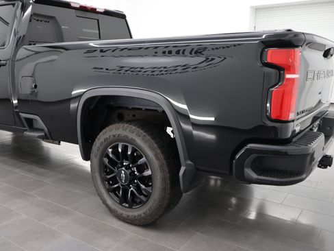 Used 2025 Chevrolet Silverado 2500 LT w/ Trail Boss Package AWD/4WD image 34
