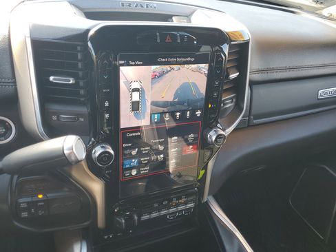 Used 2019 RAM 2500 Laramie image 27