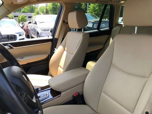 Used 2017 BMW X3 sDrive28i RWD image 12