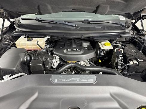 Used 2022 Jeep Grand Wagoneer Series III image 33