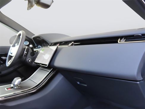 New 2026 Land Rover Range Rover Evoque Dynamic SE image 10