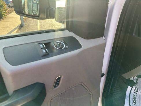 Used 2019 Ford F250 XL w/ Power Equipment Group RWD image 15