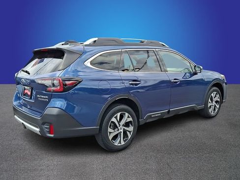 Used 2022 Subaru Outback Touring XT AWD/4WD image 4