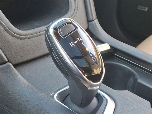 Used 2019 Cadillac XT5 Platinum image 15