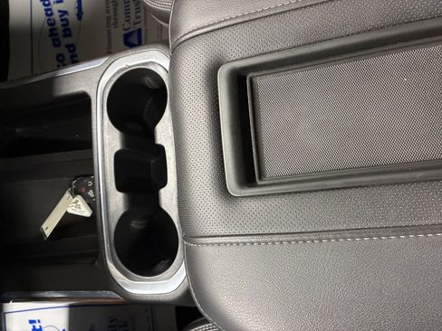 Used 2021 Chevrolet Silverado 1500 High Country w/ Technology Package image 20