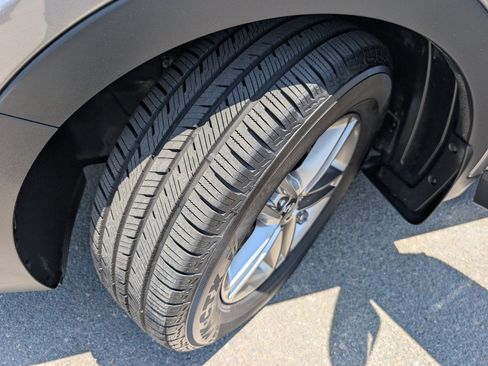 Used 2018 Hyundai Santa Fe Sport FWD image 21