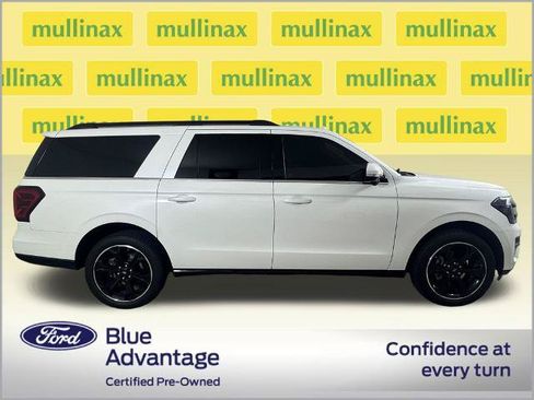 Certified 2023 Ford Expedition Max Limited RWD image 2