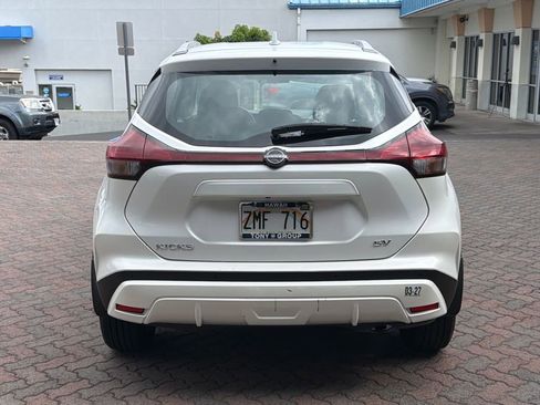 Used 2024 Nissan Kicks SV image 4