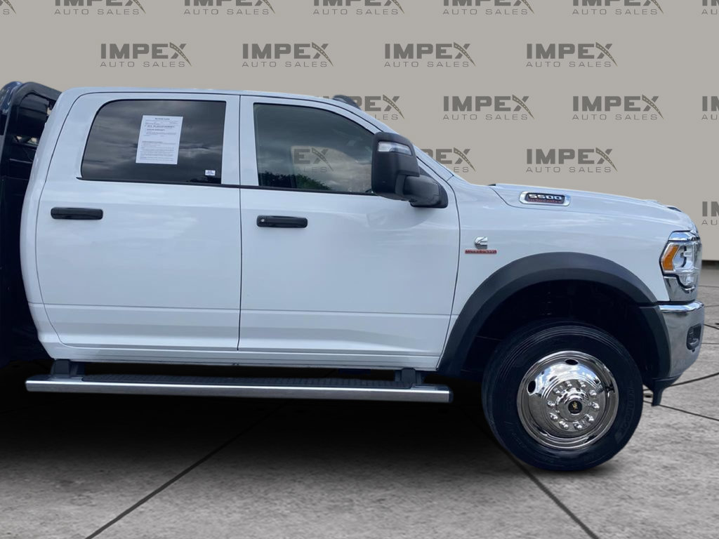 Used 2024 RAM 5500 Tradesman w/ Chrome Appearance Group AWD/4WD image 72