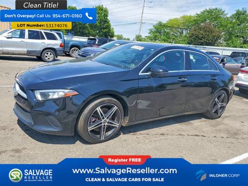 Used 2019 Mercedes-Benz A 220 4MATIC image 1