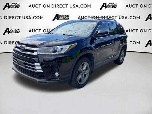 Used 2017 Toyota Highlander Limited Platinum AWD/4WD image 1