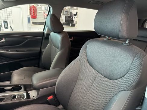 Used 2019 Hyundai Santa Fe SEL image 17