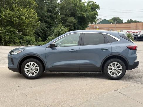 Used 2024 Ford Escape Active AWD/4WD image 8