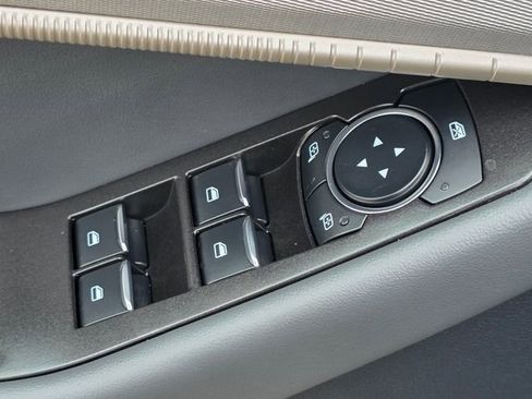 New 2026 Ford Explorer Active w/ Active Comfort Package image 8