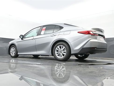 New 2026 Toyota Camry LE image 23