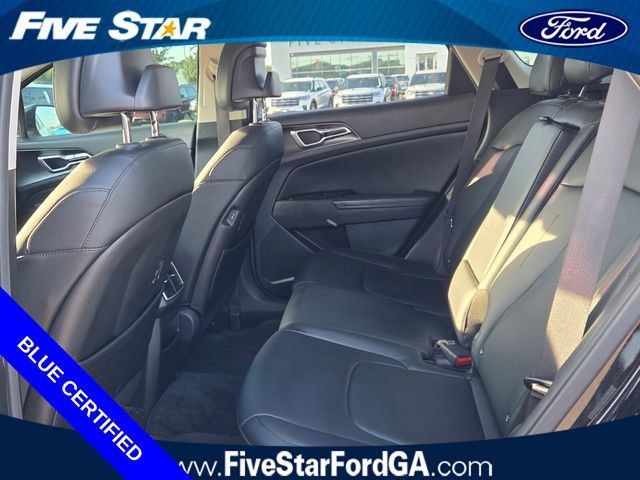 Used 2025 Kia Sportage EX FWD image 12