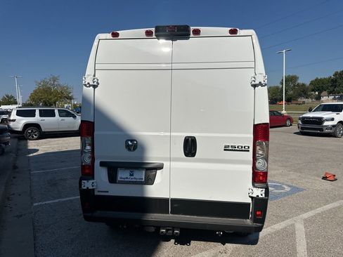 New 2026 RAM ProMaster 2500 w/ Convenience Group FWD image 26