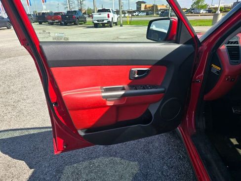 Used 2010 Kia Soul Sport FWD image 9