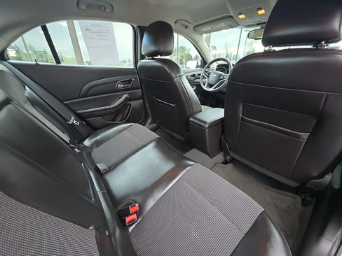 Used 2016 Chevrolet Malibu LT FWD image 14
